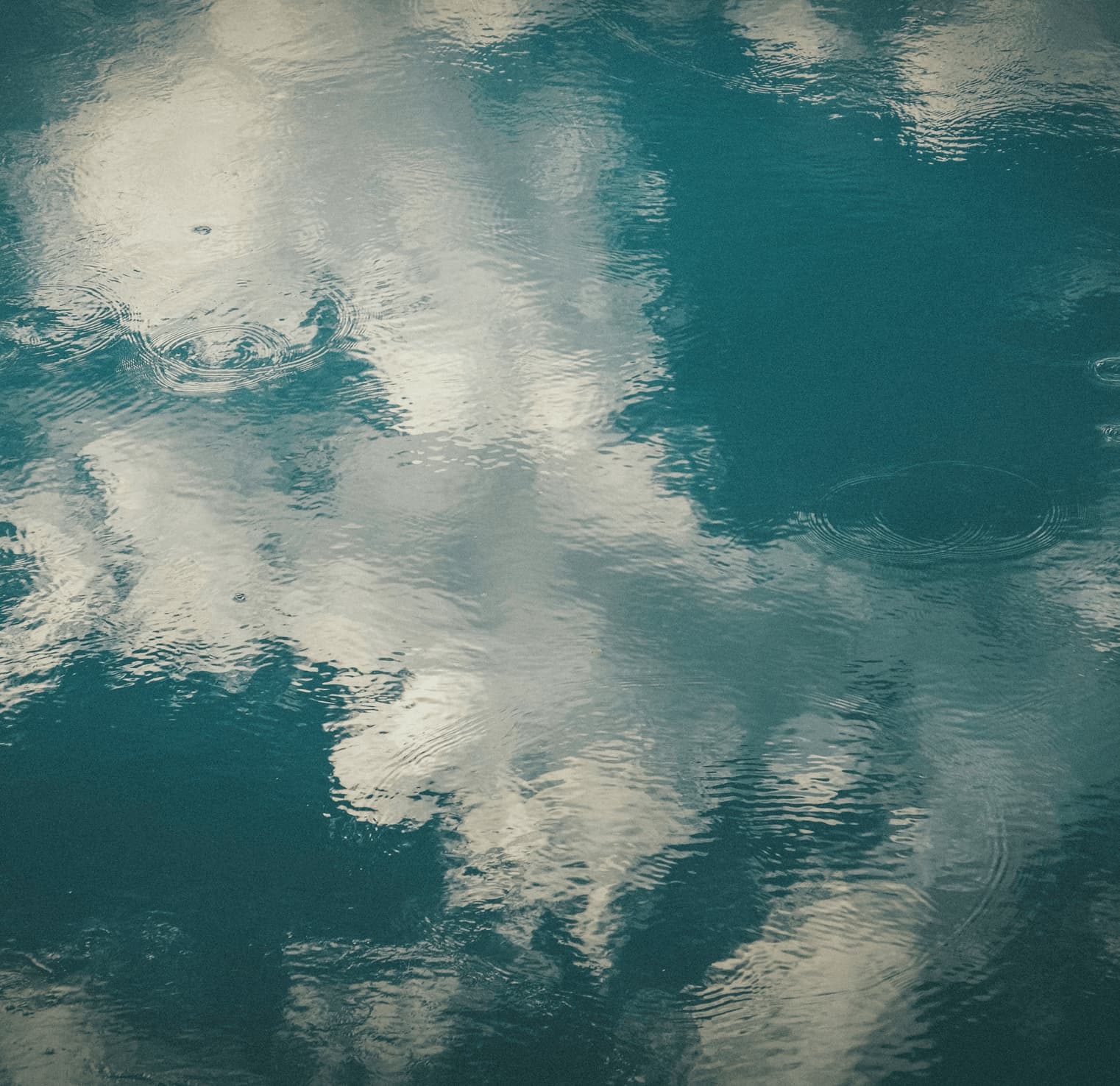 Decorative ocean water