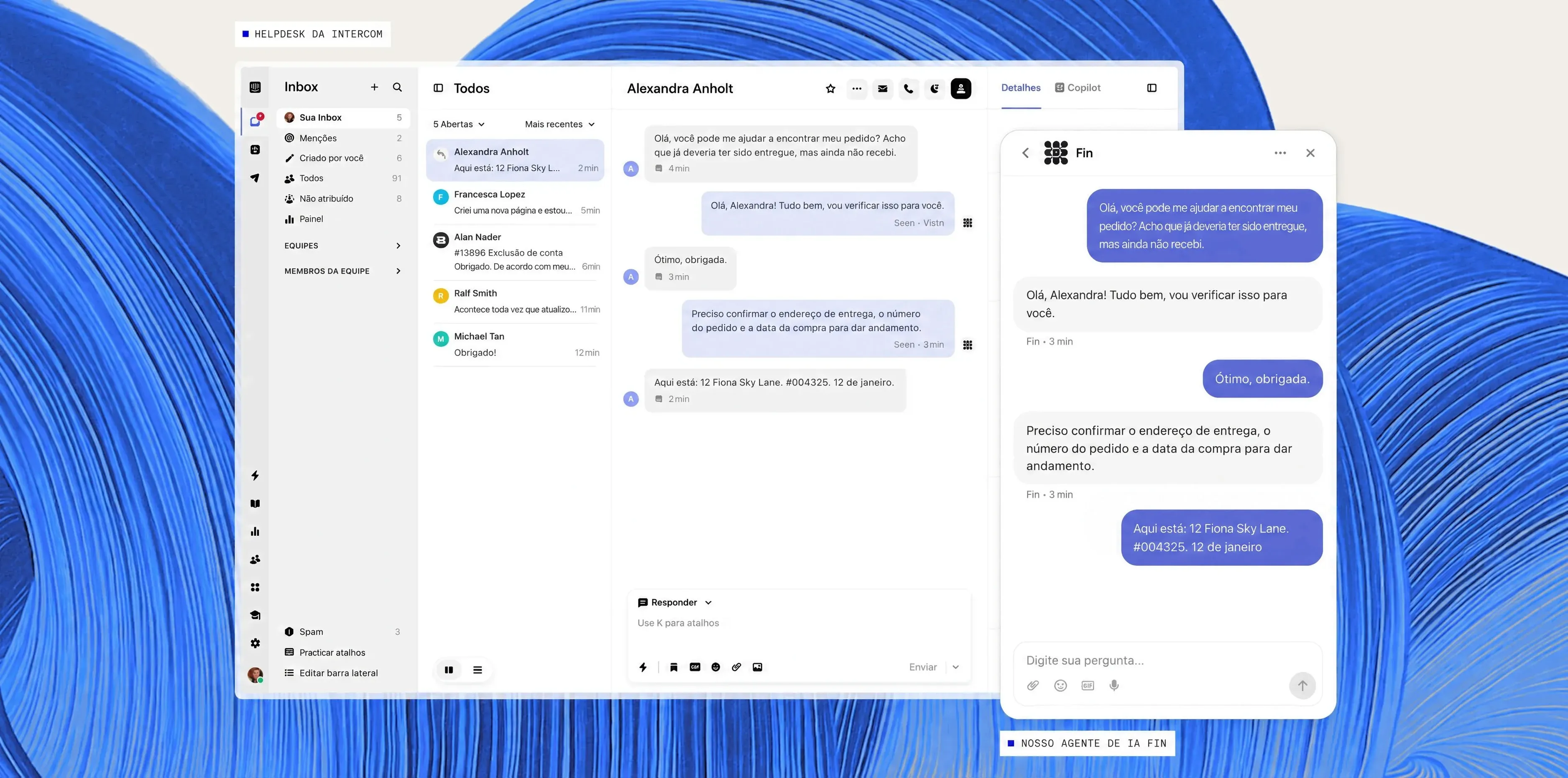Captura de tela da Inbox do Helpdesk da Intercom ao lado de uma conversa com nosso agente de IA Fin no Messenger, sobreposta a um fundo com espiral em degradê azul.