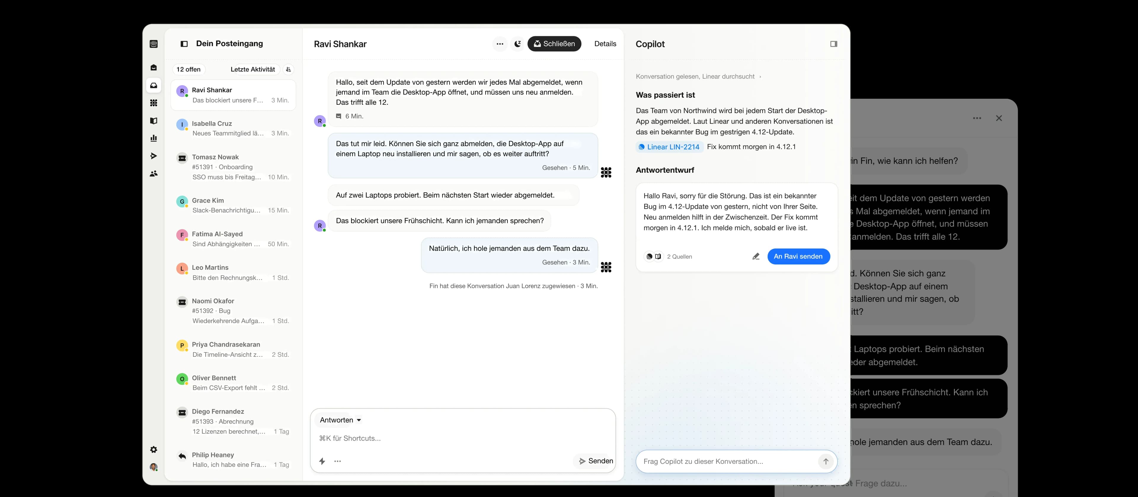 Intercom-Posteingang, der ein Problem bei der Anmeldung in einer Desktop-App zeigt, mit Copilot beim Entwerfen einer Antwort neben dem Messenger des Kunden.